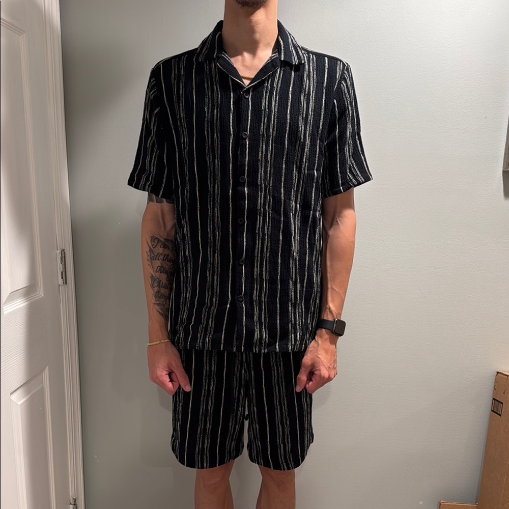Primark Men Black and White two piece set